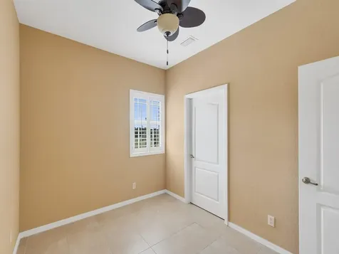 4190 Gator Greens Way Fort Pierce FL 34982