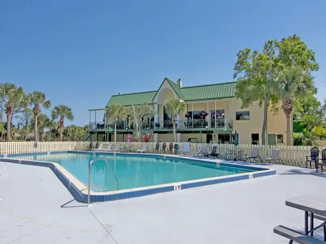 4190 Gator Greens Way Fort Pierce FL 34982