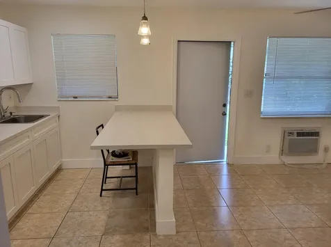317 N 61st Terrace Hollywood FL 33024