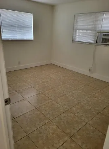 317 N 61st Terrace Hollywood FL 33024
