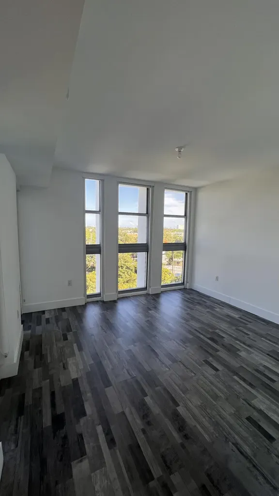 13800 Highland Drive North Miami Beach FL 33181