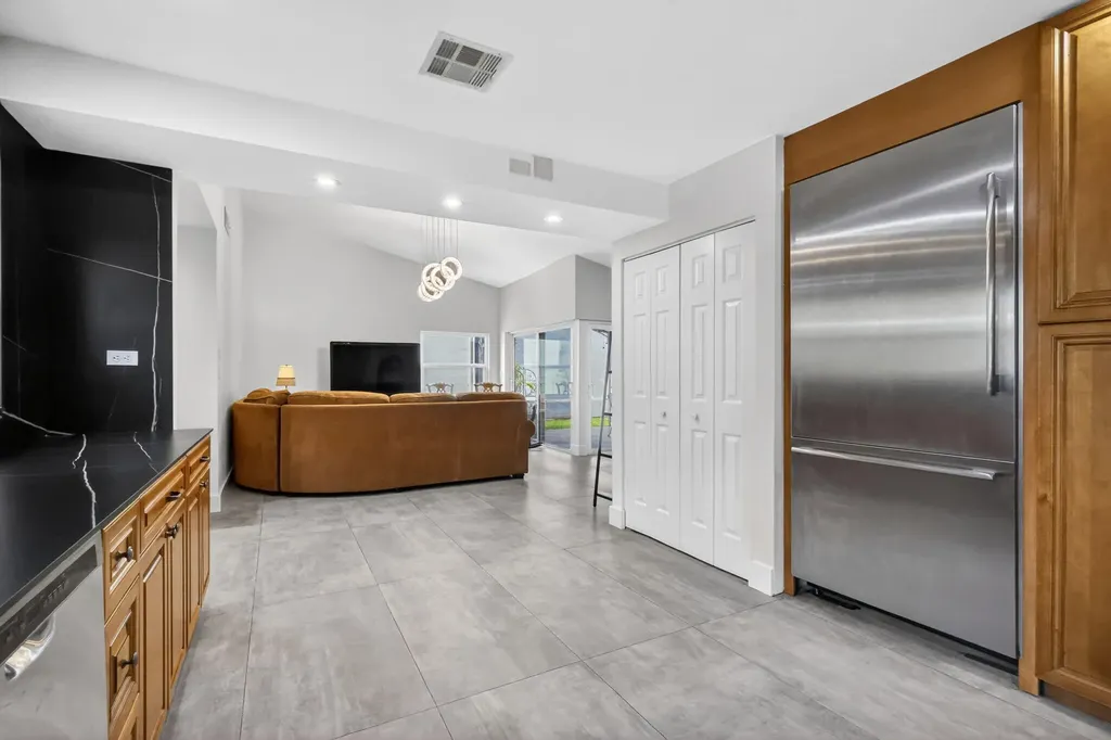 1230 NW 22nd Avenue Delray Beach FL 33445