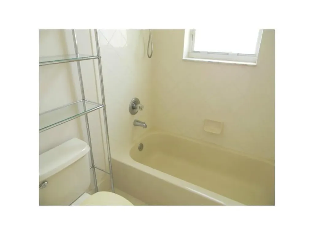 2721 W Abiaca Circle Davie FL 33328
