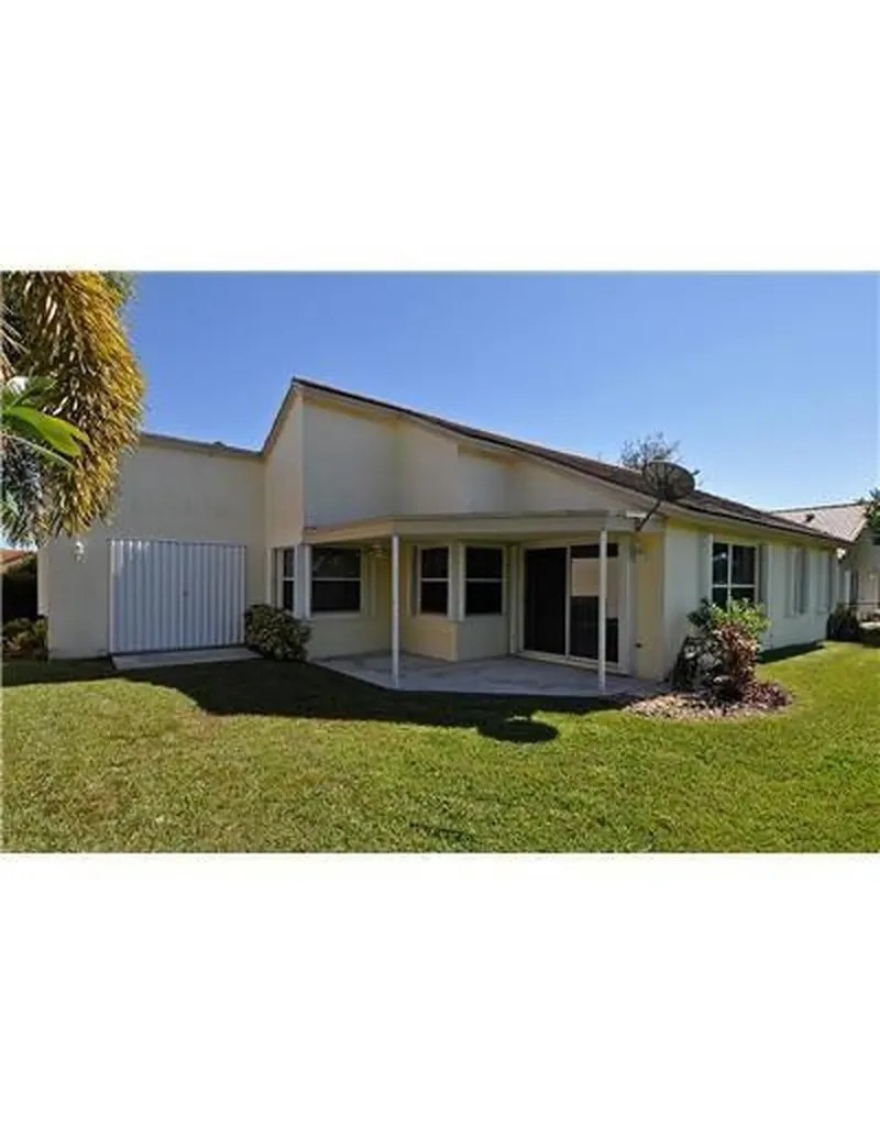 2721 W Abiaca Circle Davie FL 33328