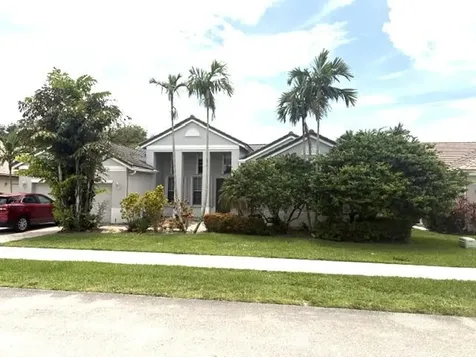 2721 W Abiaca Circle Davie FL 33328