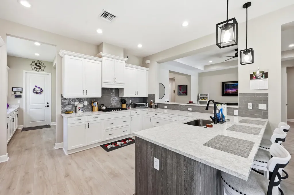 15264 Wildwood Circle The Acreage FL 33470