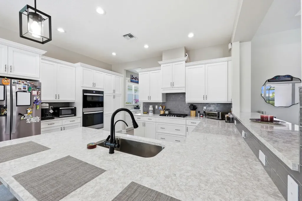 15264 Wildwood Circle Westlake FL 33470