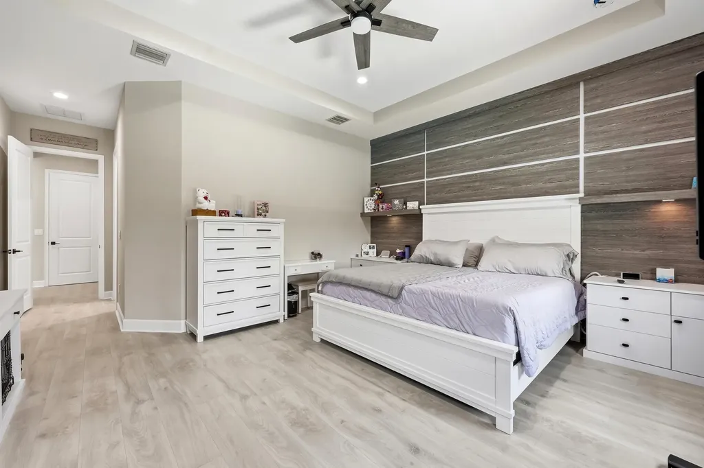 15264 Wildwood Circle Westlake FL 33470