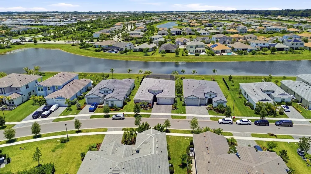 15264 Wildwood Circle The Acreage FL 33470