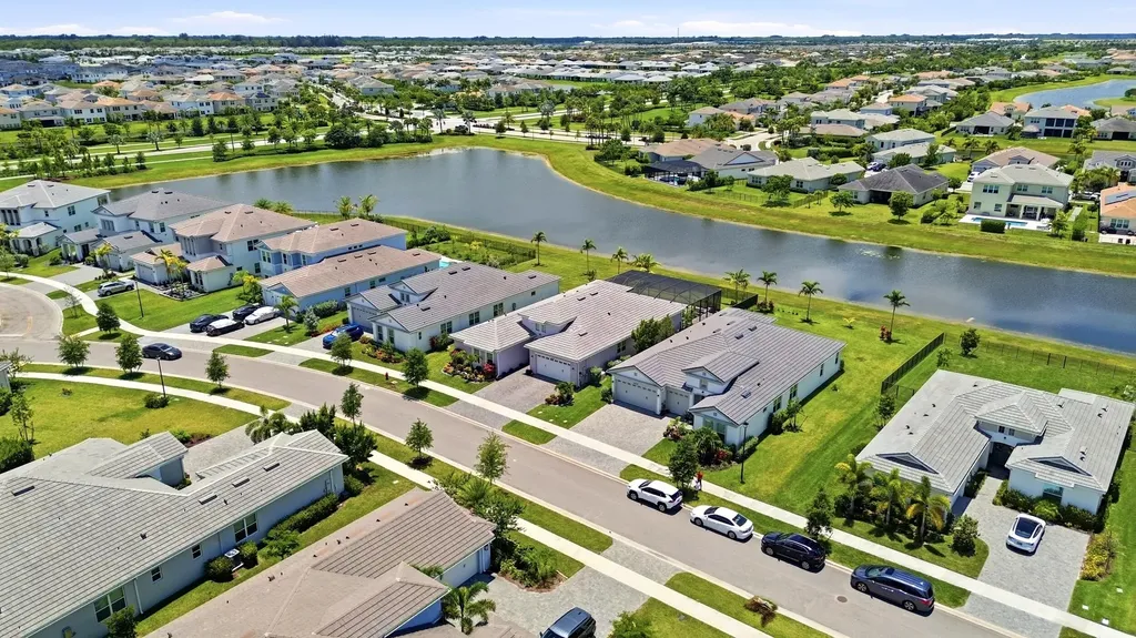 15264 Wildwood Circle Westlake FL 33470