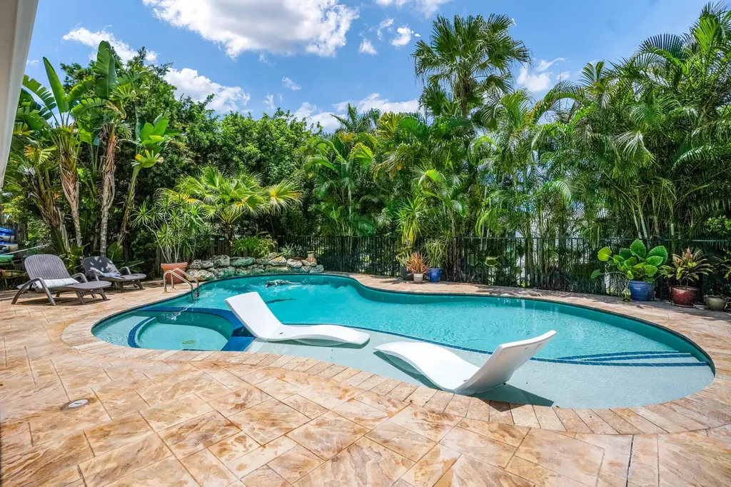 2400 N Riverside Drive Pompano Beach FL 33062