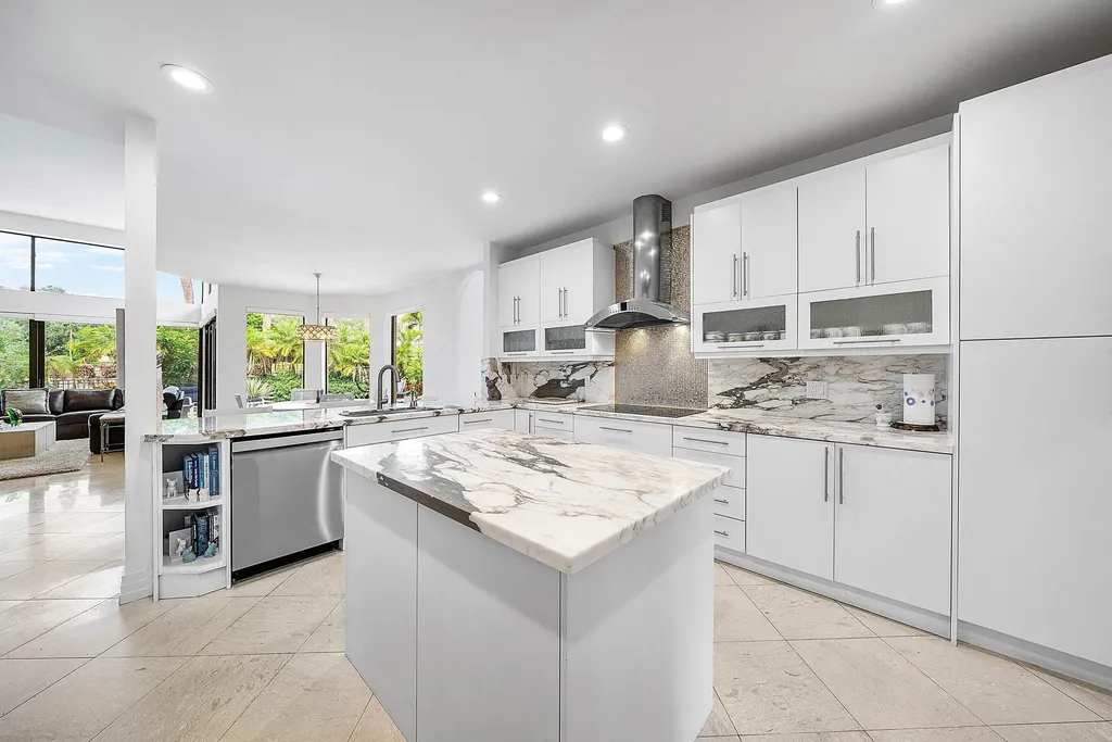 4976 Bocaire Boulevard Boca Raton FL 33487