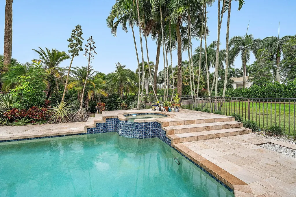 4976 Bocaire Boulevard Boca Raton FL 33487