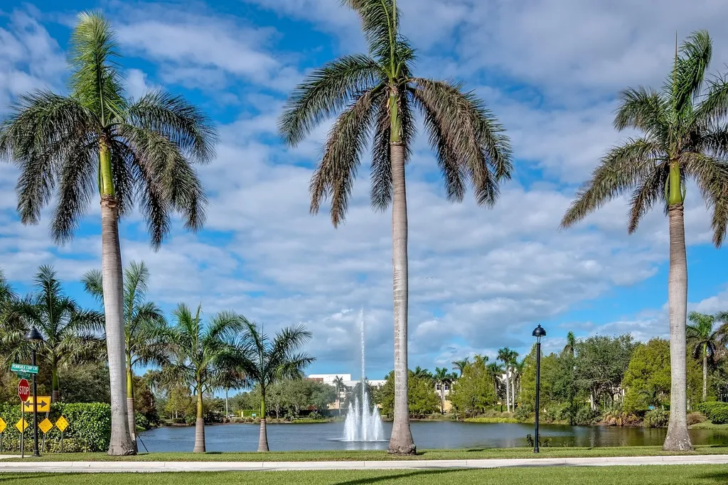 8221 NW 8th Way Boca Raton FL 33487
