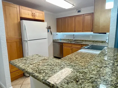 1000 Spanish River Road Boca Raton FL 33432
