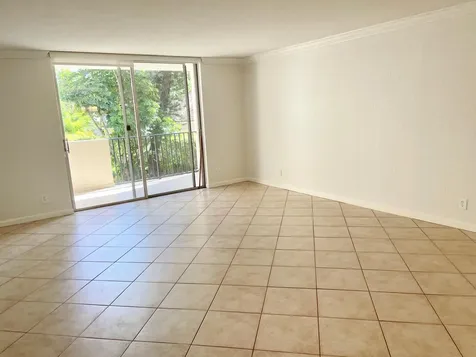 1000 Spanish River Road Boca Raton FL 33432