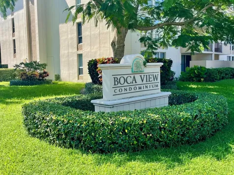 1000 Spanish River Road Boca Raton FL 33432