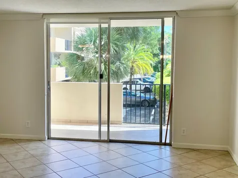 1000 Spanish River Road Boca Raton FL 33432