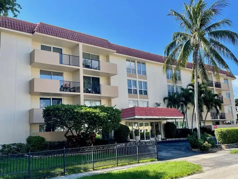 1000 Spanish River Road Boca Raton FL 33432