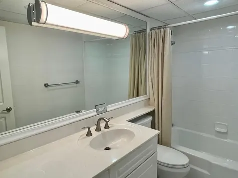 1000 Spanish River Road Boca Raton FL 33432