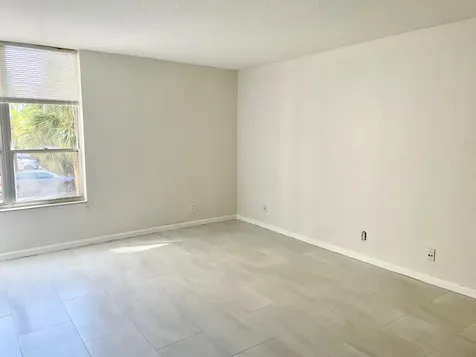 1000 Spanish River Road Boca Raton FL 33432