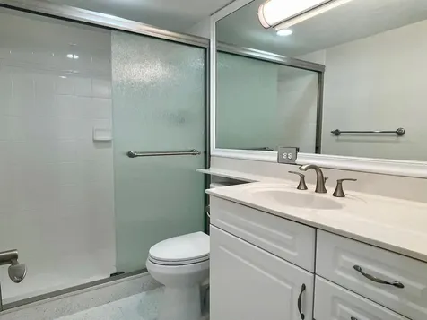 1000 Spanish River Road Boca Raton FL 33432
