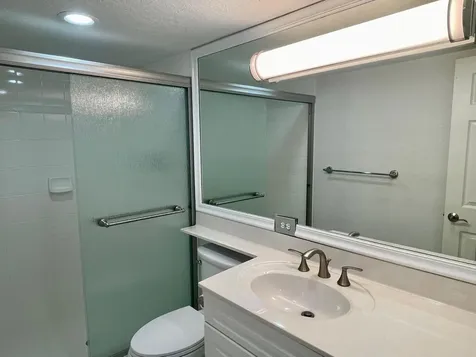 1000 Spanish River Road Boca Raton FL 33432