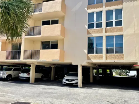 1000 Spanish River Road Boca Raton FL 33432