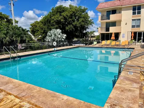 1000 Spanish River Road Boca Raton FL 33432