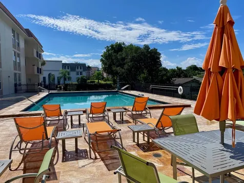 1000 Spanish River Road Boca Raton FL 33432