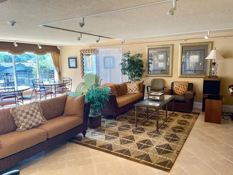 1000 Spanish River Road Boca Raton FL 33432