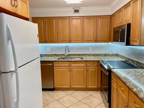 1000 Spanish River Road Boca Raton FL 33432