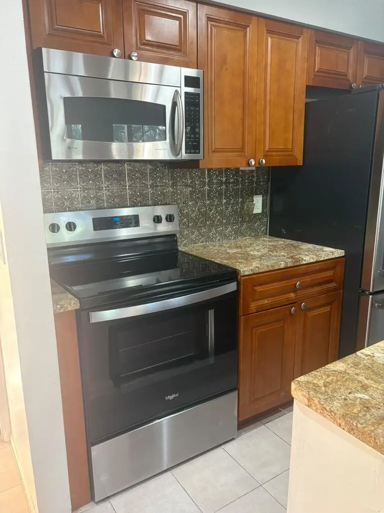 4783 Via Palm Lakes West Palm Beach FL 33417