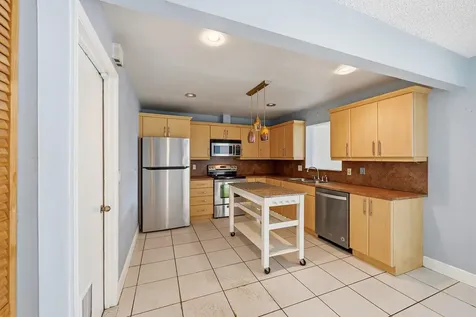 3127 NW 67th Court Fort Lauderdale FL 33309