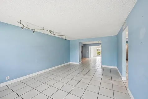 3127 NW 67th Court Fort Lauderdale FL 33309