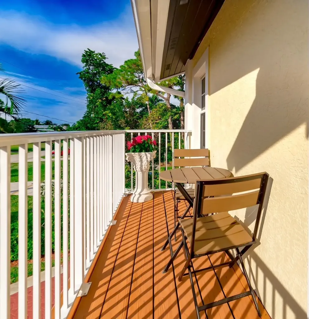 6850 Eastview Drive Lake Worth FL 33462