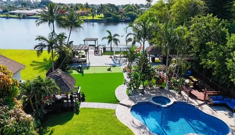 6850 Eastview Drive Lake Worth FL 33462