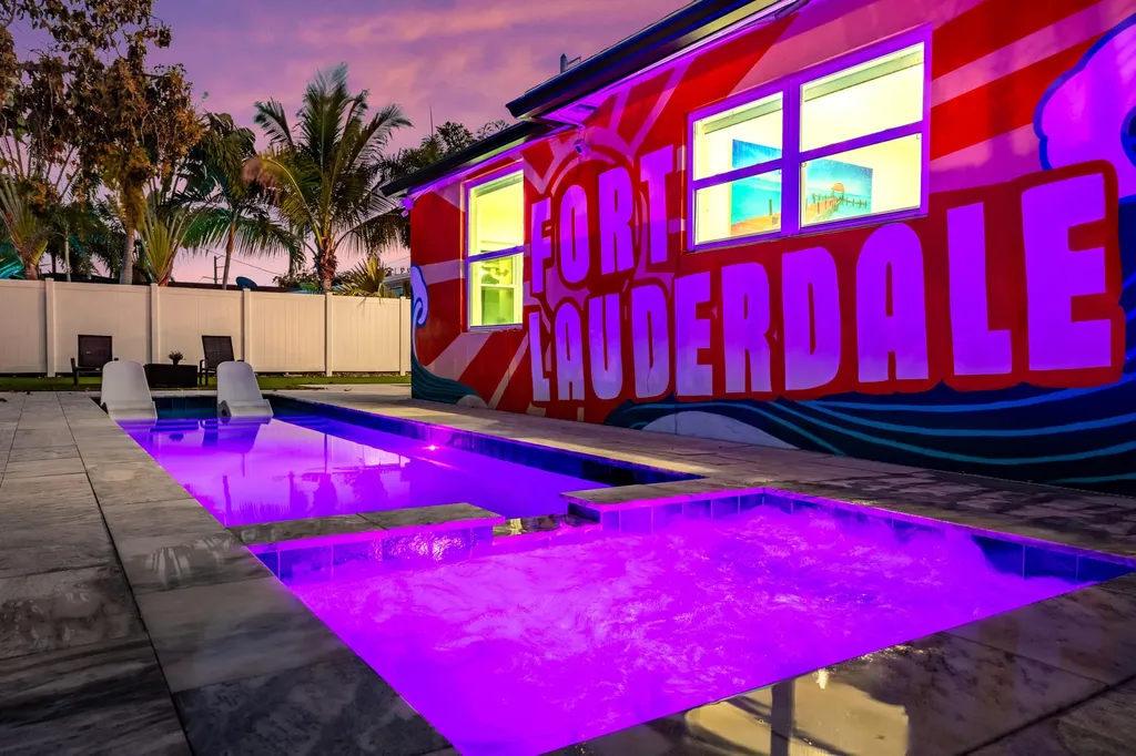 5530 NE 18th Avenue Fort Lauderdale FL 33334