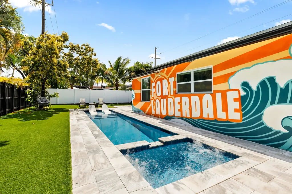 5530 NE 18th Avenue Fort Lauderdale FL 33334