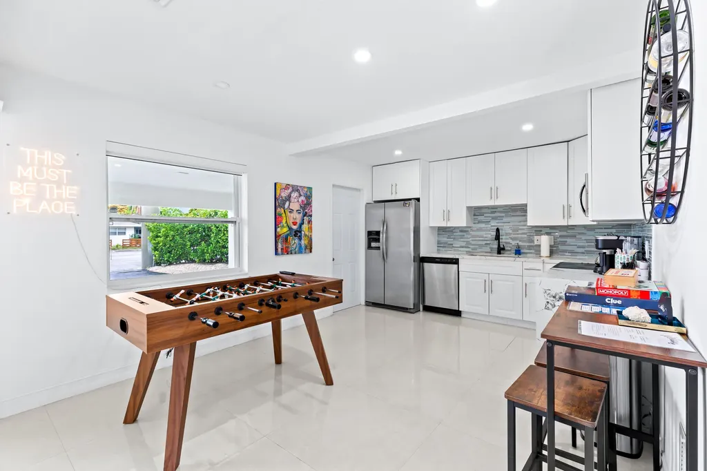5530 NE 18th Avenue Fort Lauderdale FL 33334