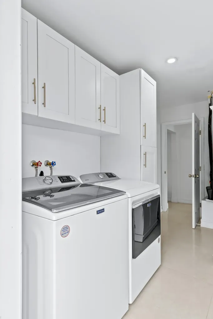 5530 NE 18th Avenue Fort Lauderdale FL 33334