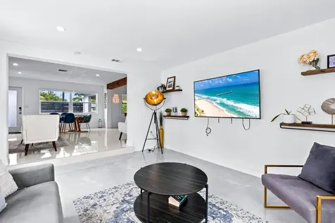 5530 NE 18th Avenue Fort Lauderdale FL 33334