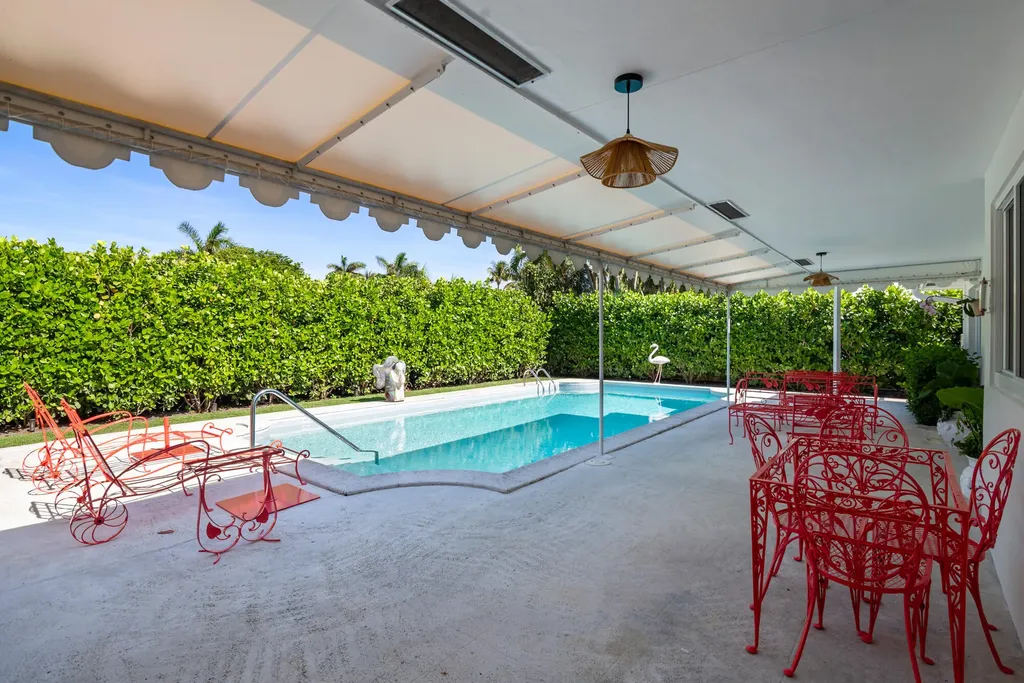 1465 N Lake Way Palm Beach FL 33480