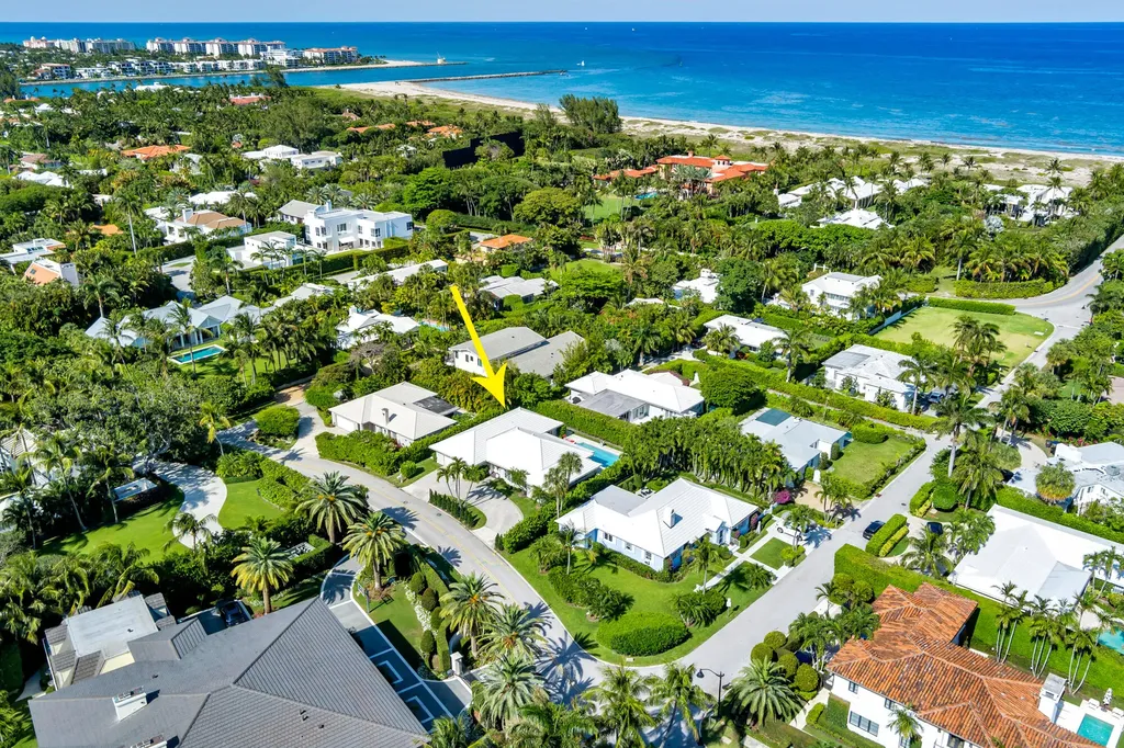 1465 N Lake Way Palm Beach FL 33480