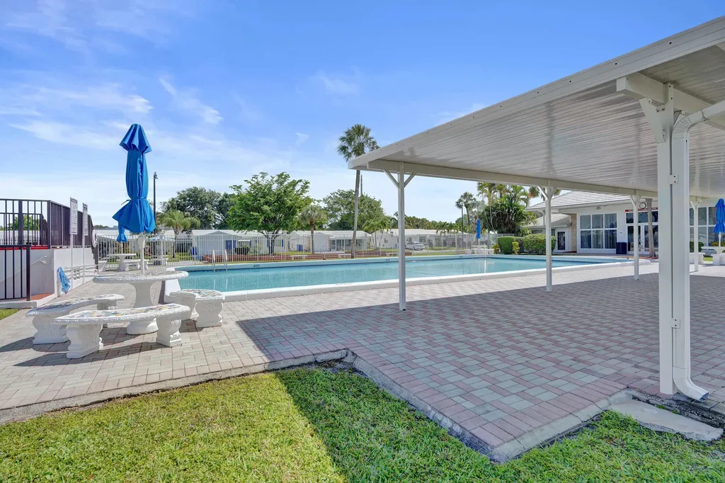 411 NW 26th Court Pompano Beach FL 33064