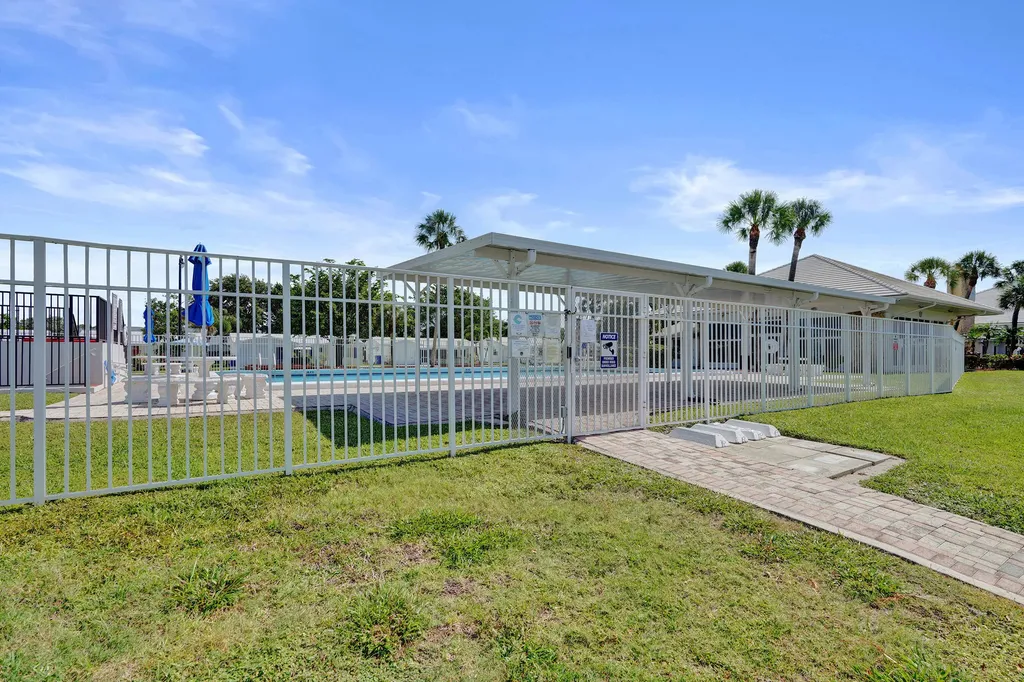 411 NW 26th Court Pompano Beach FL 33064