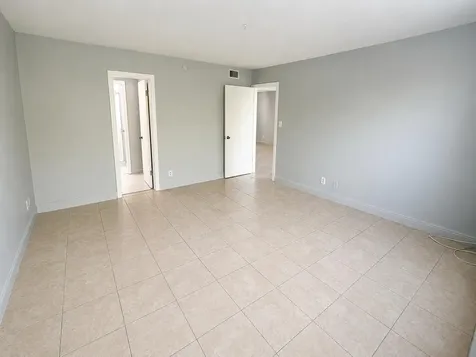 4321 NW 9th Avenue Deerfield Beach FL 33064