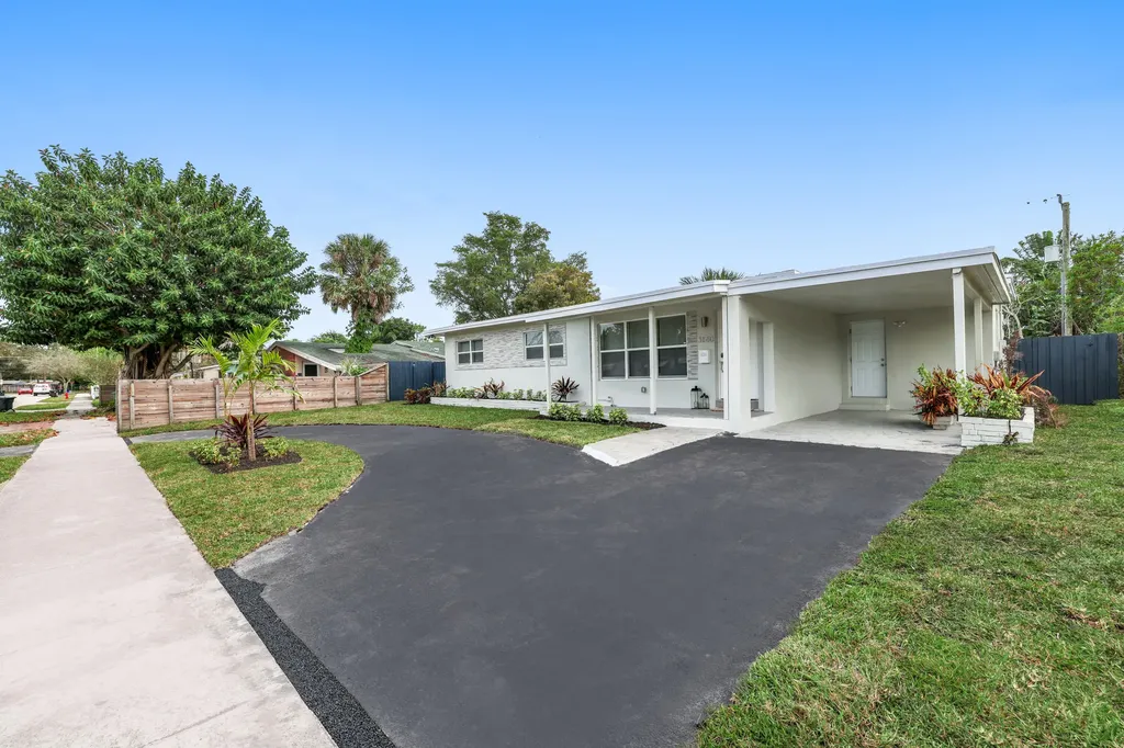 3160 SW 20th Court Fort Lauderdale FL 33312