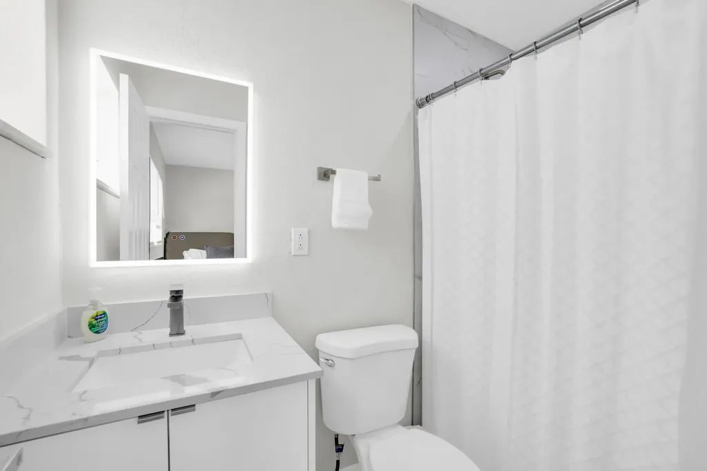 3160 SW 20th Court Fort Lauderdale FL 33312