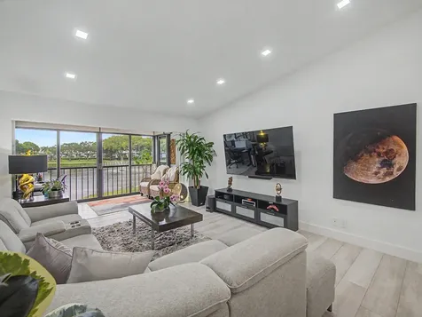 5154 Oak Hill Road Delray Beach FL 33484